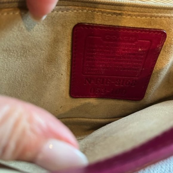 Coach Clutch Bag Genuine Alligator Clutch Magenta Italy 2001 HTF Rare Vintage - Picture 8 of 8